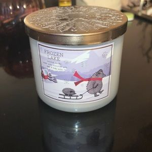 FROZEN LAKE CANDLE